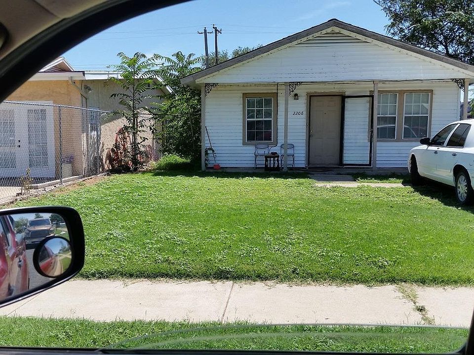 2nd image of 2206 E 29th St