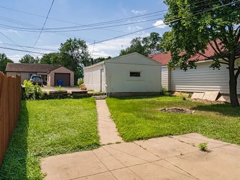 1262 Minnehaha Ave E — Photo 17