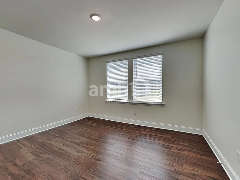689 Alcovy Mill Park — Photo 20