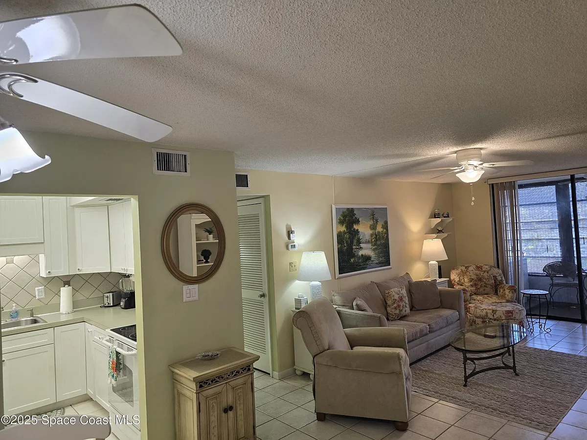 Building Photo - 2700 N Highway A1A #16-203
