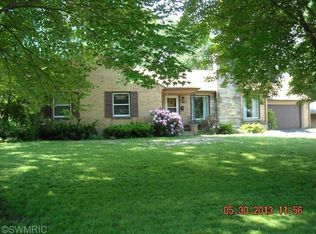 196 Pleasantview Dr, Battle Creek, MI