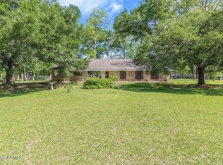 140 Resha Rd, Breaux Bridge, LA 70517