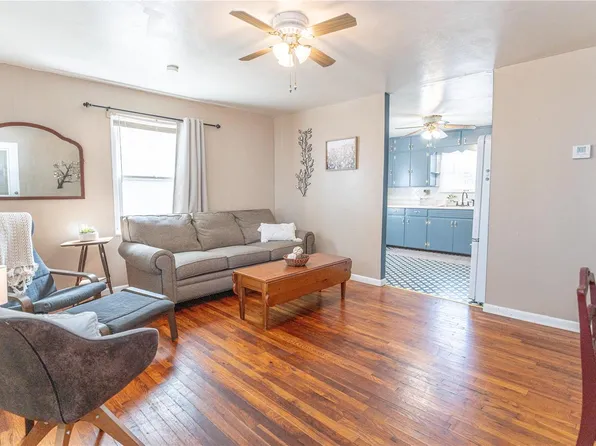 232 Lois St, Saint James, MO 65559