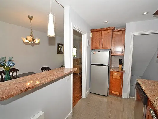 Sold by Prime Realty | media 30