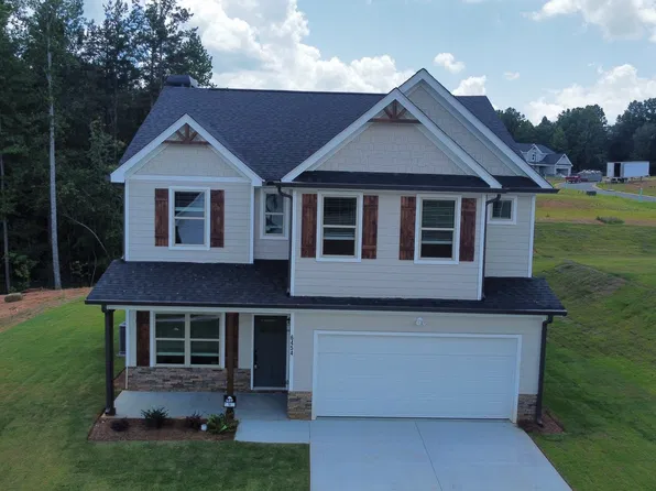 6454 Plantation Station Dr, Lula, GA 30554