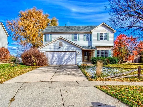 1731 Redwood Ln, McHenry, IL 60051