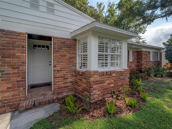 4th image of 2329 Carroll Grove Dr