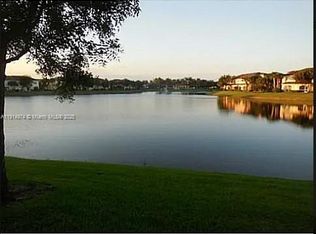 8395 SW 29th St #102, Hollywood, FL 33025