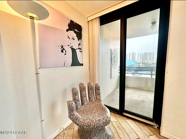 1 Oceans West Blvd #4B5 — Photo 25