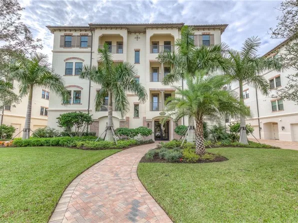 16382 Viansa Way Unit 202, Naples, FL 34120