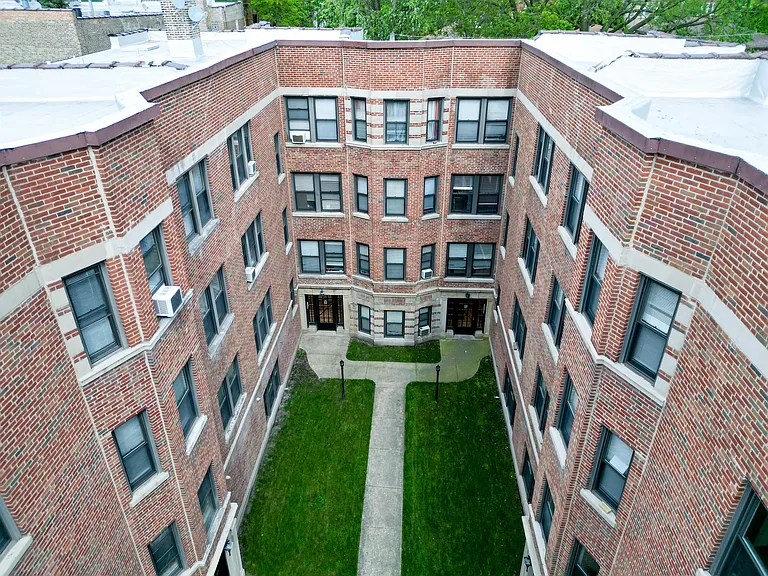 6439 N Hamilton Ave — Photo 24