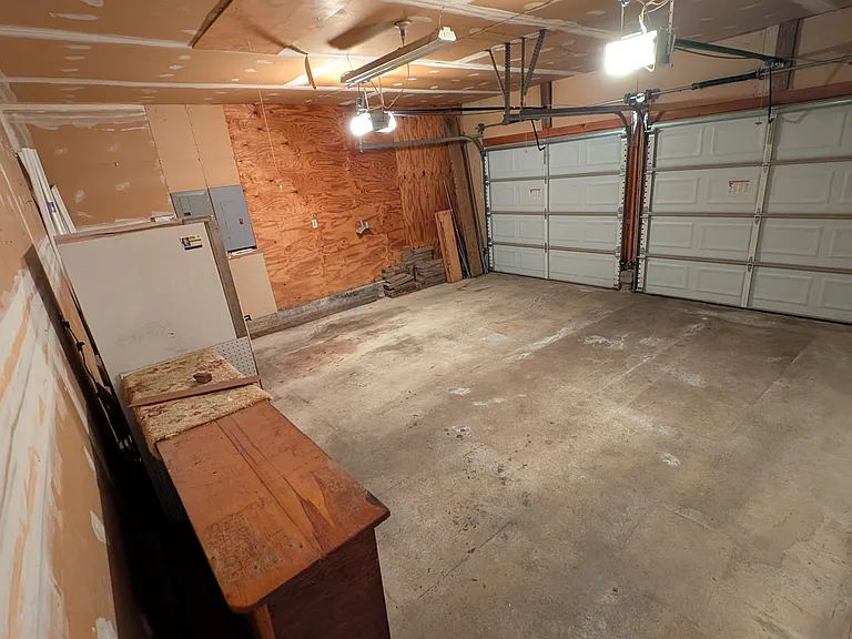 510 Emann Dr — Photo 25