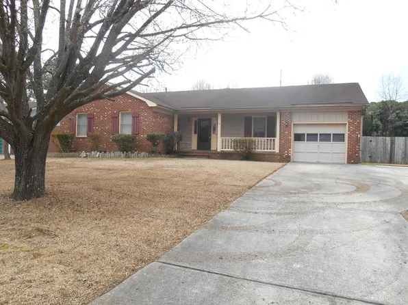 2232 Baywater Dr, Fayetteville, NC 28304