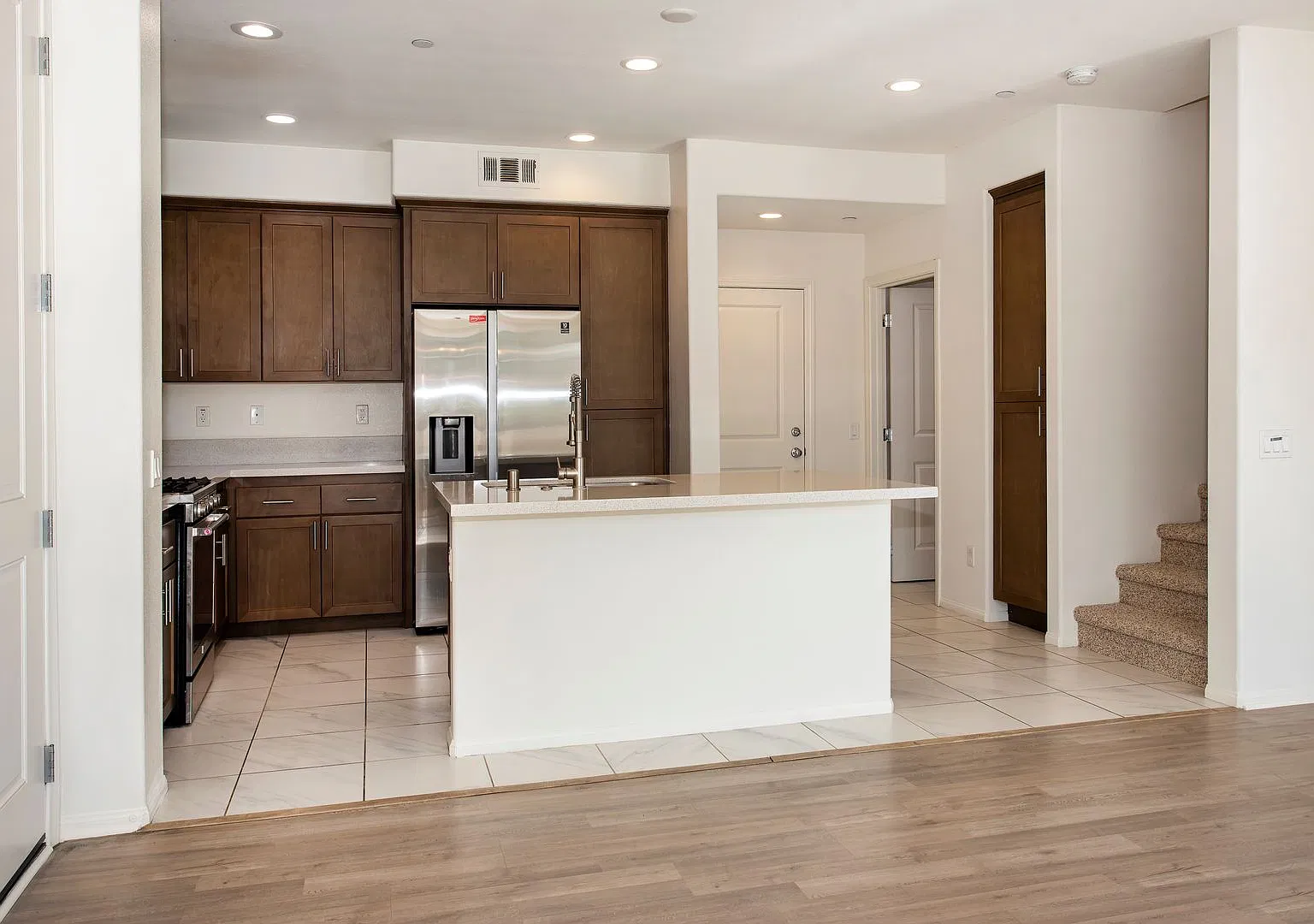 4-Bedroom End-Unit Condo in The Village at Los Carneros w/ AC + Attached 2 Car Garage! — Photo 4
