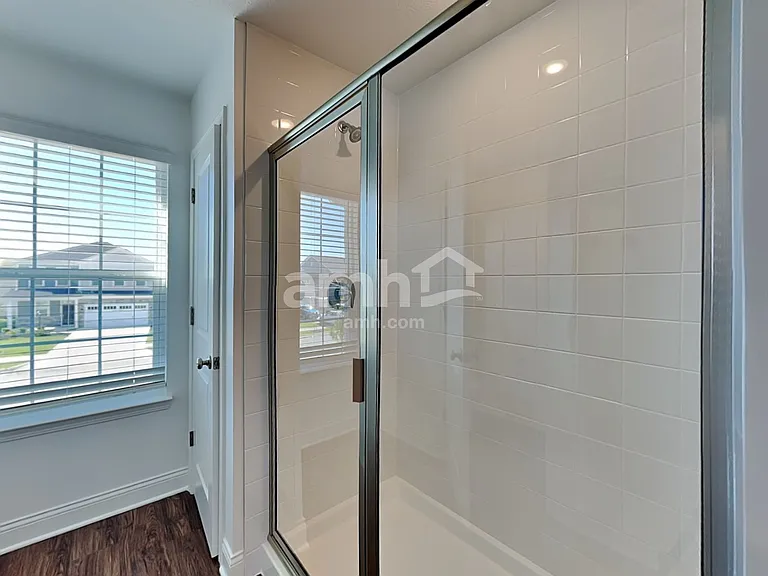 8300 Northpoint Dr — Photo 17