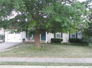 834 Trojan Cir, Troy, MO 63379