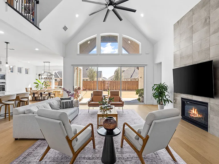 2541 Forestbrook Dr #1 — Photo 3