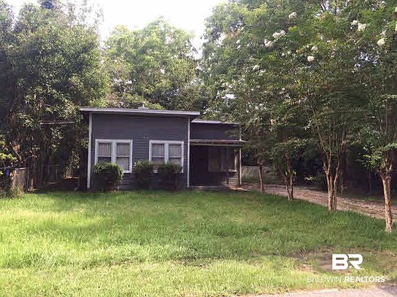 2nd image of 602 W Orchid Ave