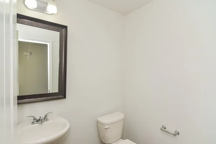 111 Winstead Cir — Photo 9