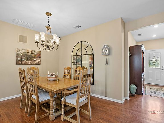5th image of 3440 Bagatelle Ln