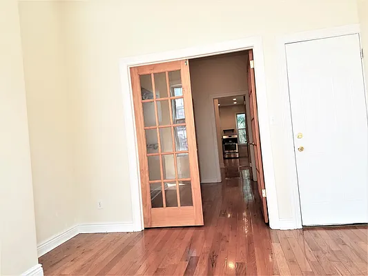 Rented by The Hamilton Group | media 12