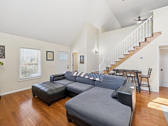 5th image of 9098 Winchester Rd