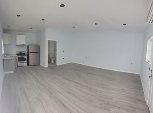 1327 E Acacia Ave, Glendale, CA 91205
