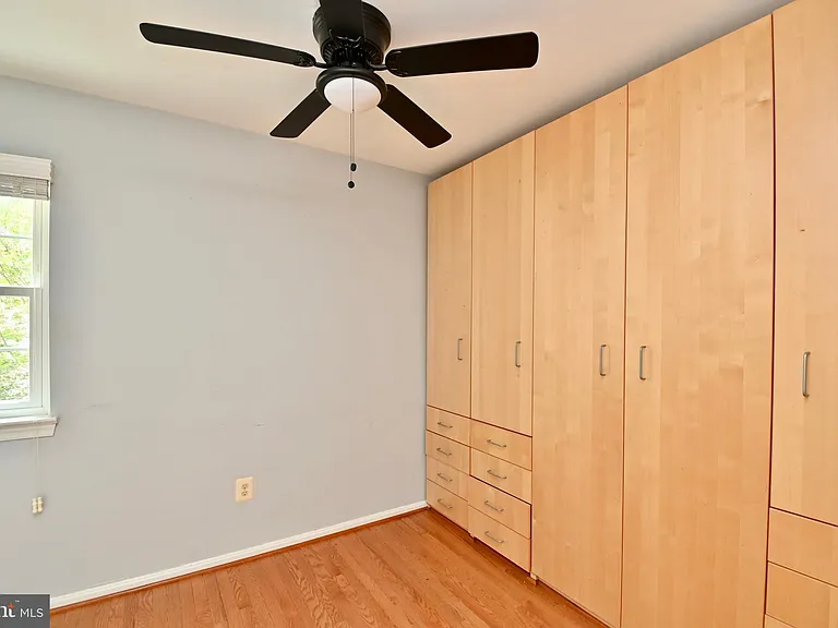10048 Wood Sorrels Ln — Photo 19