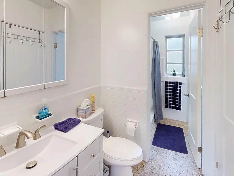 328 Slayton Ave — Photo 3