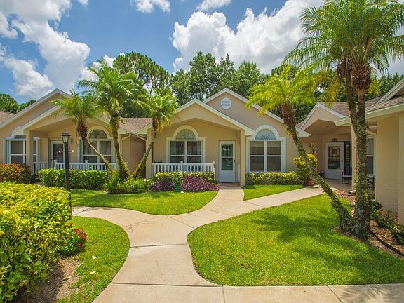 3rd image of 703 NW San Remo Circle