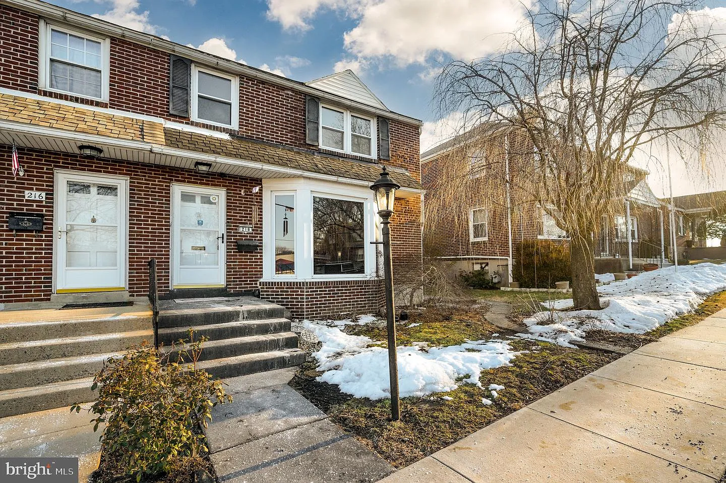 218 Mayberry Ave photo 1
