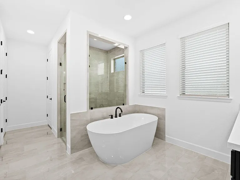 310 Barton Crk — Photo 28