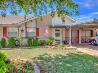 620 SW 25th St, Moore, OK 73160