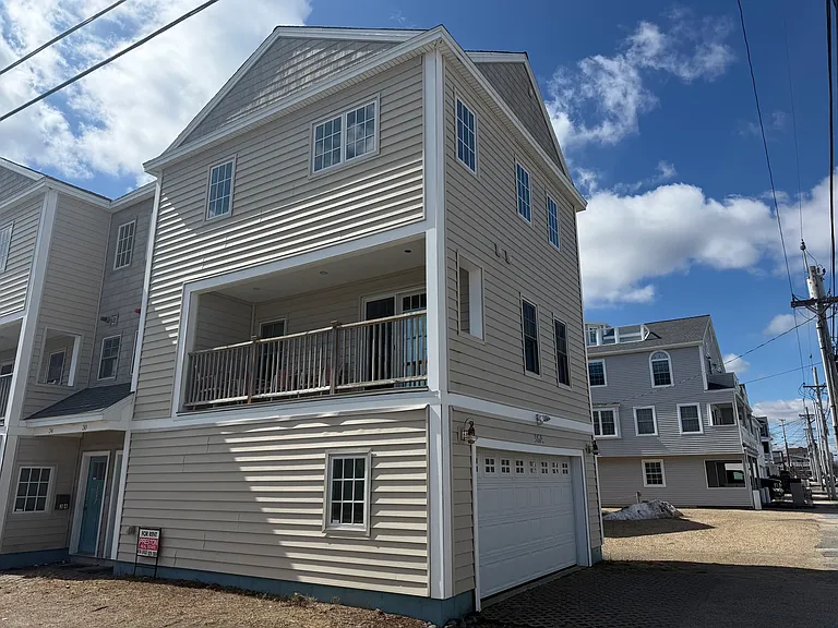 36 River Ave #A — Photo 1