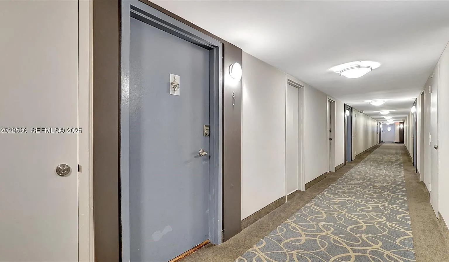 Berkley South Condo — Photo 2