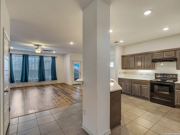 3rd image of 9683 SHOREBIRD LN