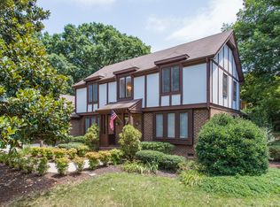 2900 Augusta Ct, Raleigh, NC 27607