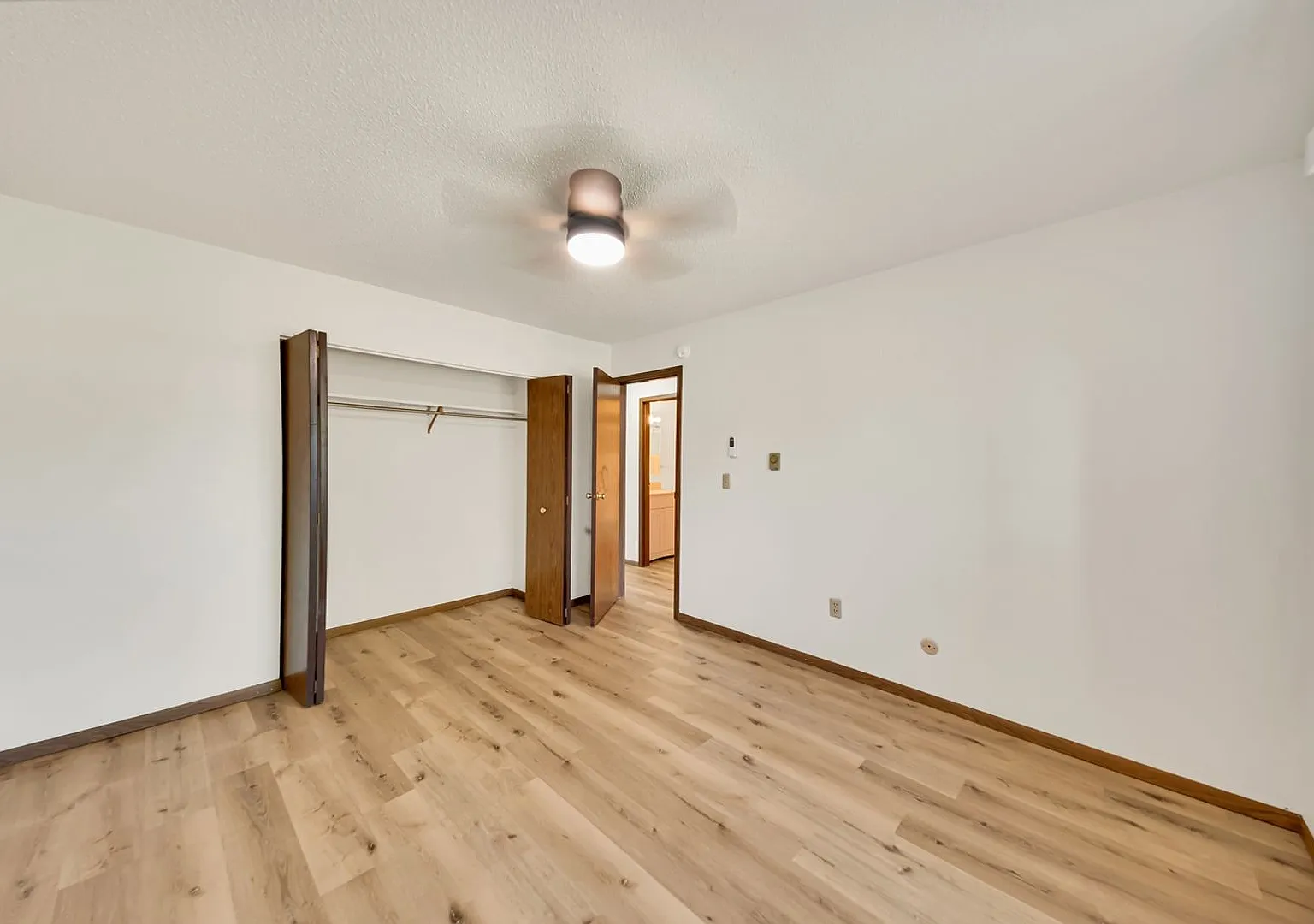 Dakota Drive Apartments — Photo 3