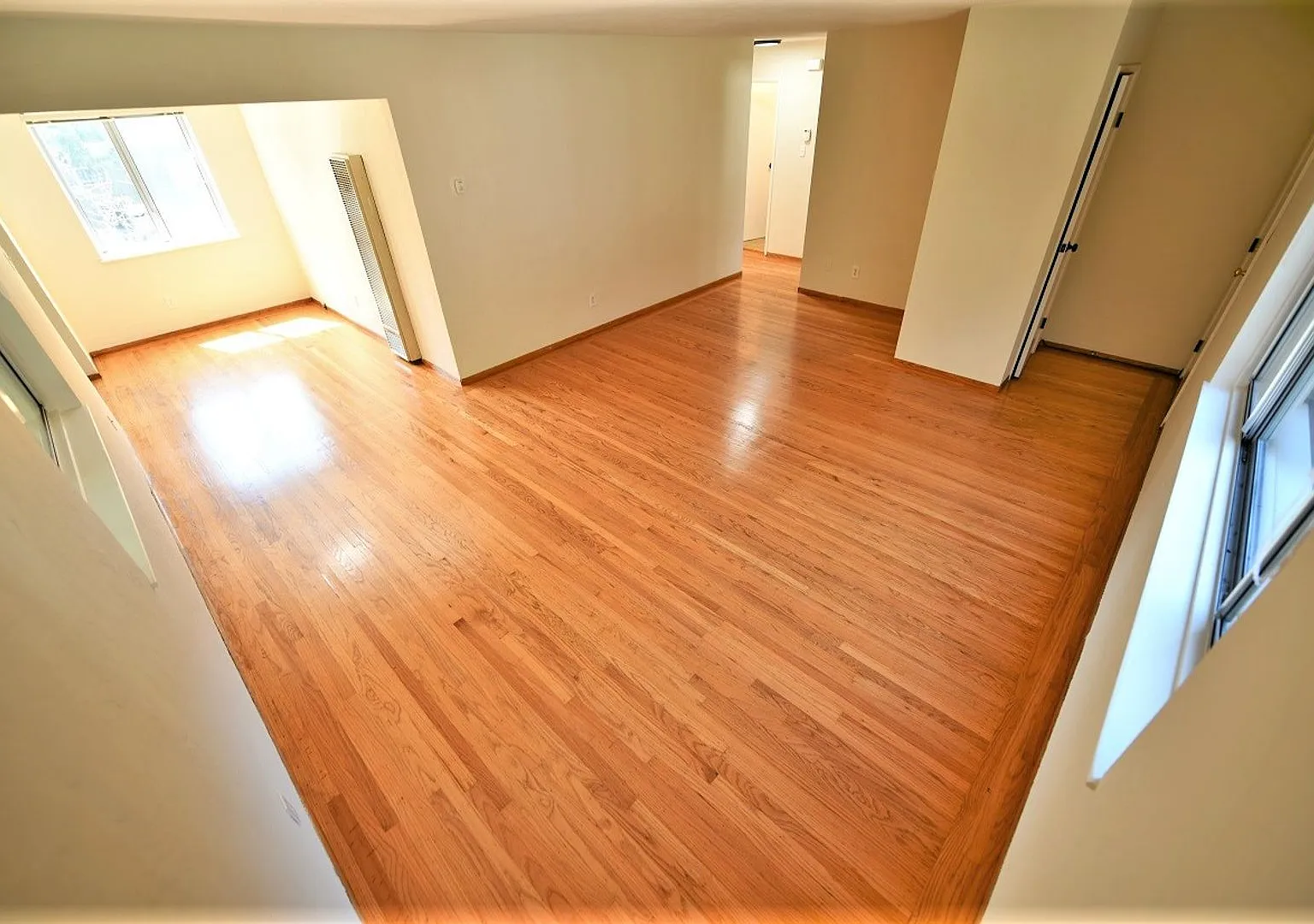 96 Linda Ave — Photo 2