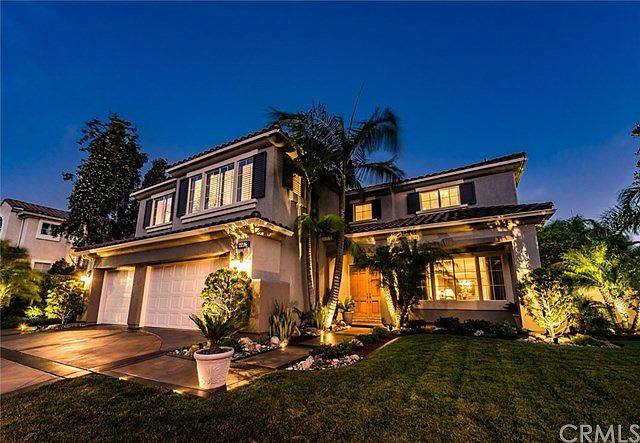 1st image of 2226 Canyon Crest Dr