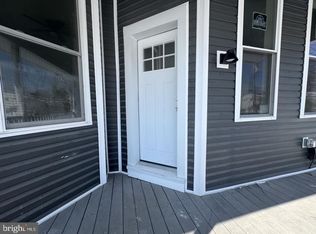 126 Washington Ave APT 1B, Clementon, NJ 08021