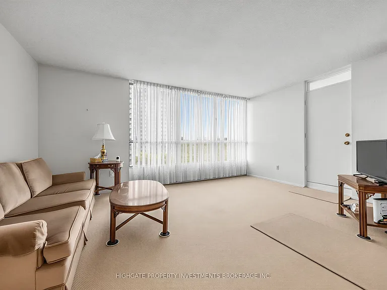 10 Martha Eaton Way #605 — Photo 12