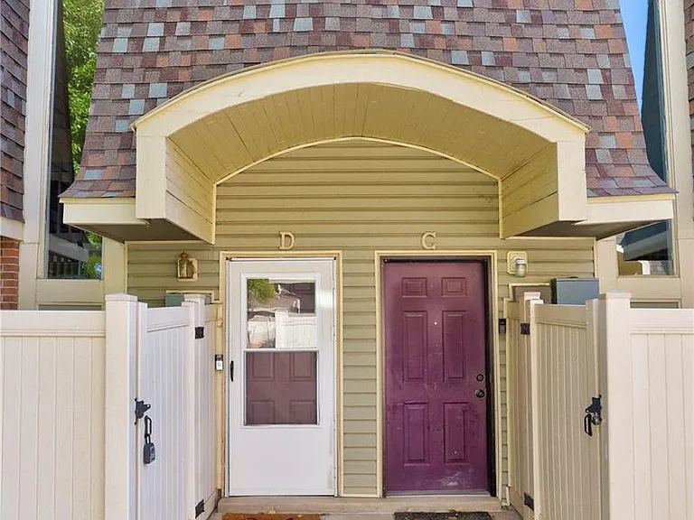 1370 S Idalia St #D — Photo 32