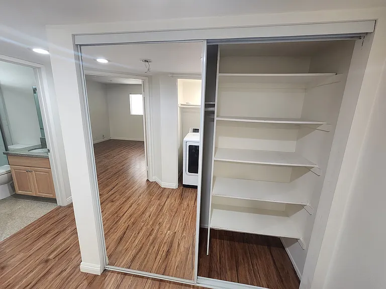 626 N Isabel St #202 — Photo 36
