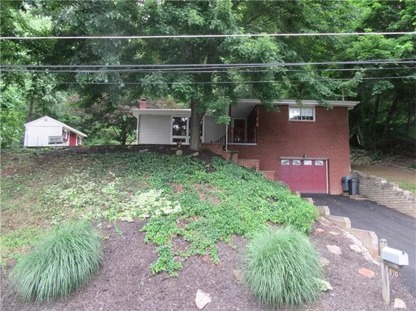 630 7th St, Beaver, PA 15009