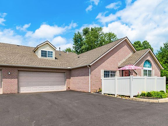 3rd image of 4004 Malbec Dr #11