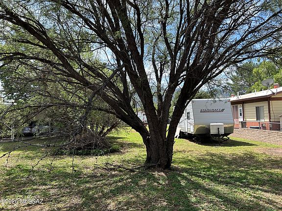2nd image of 166 Doubletree Ln #7