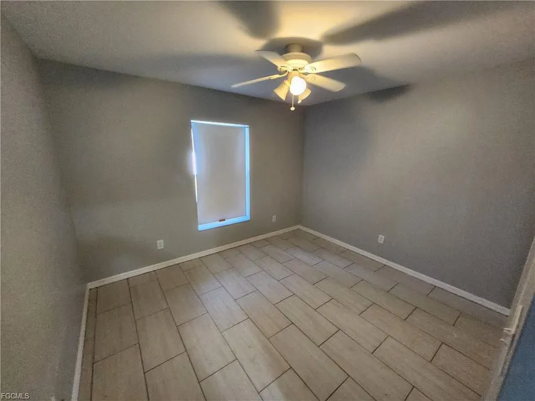 4126 SW 8th Pl — Photo 8