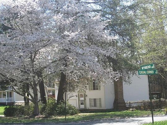 3rd image of 6900 Wyndbend Ln