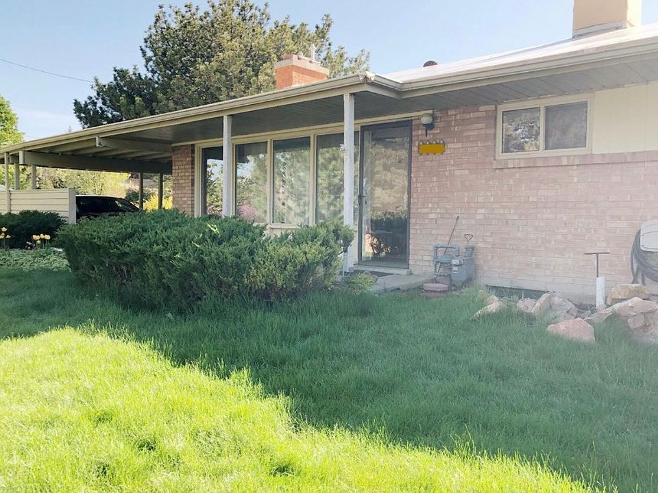 1st image of 1150 E Iris Ln
